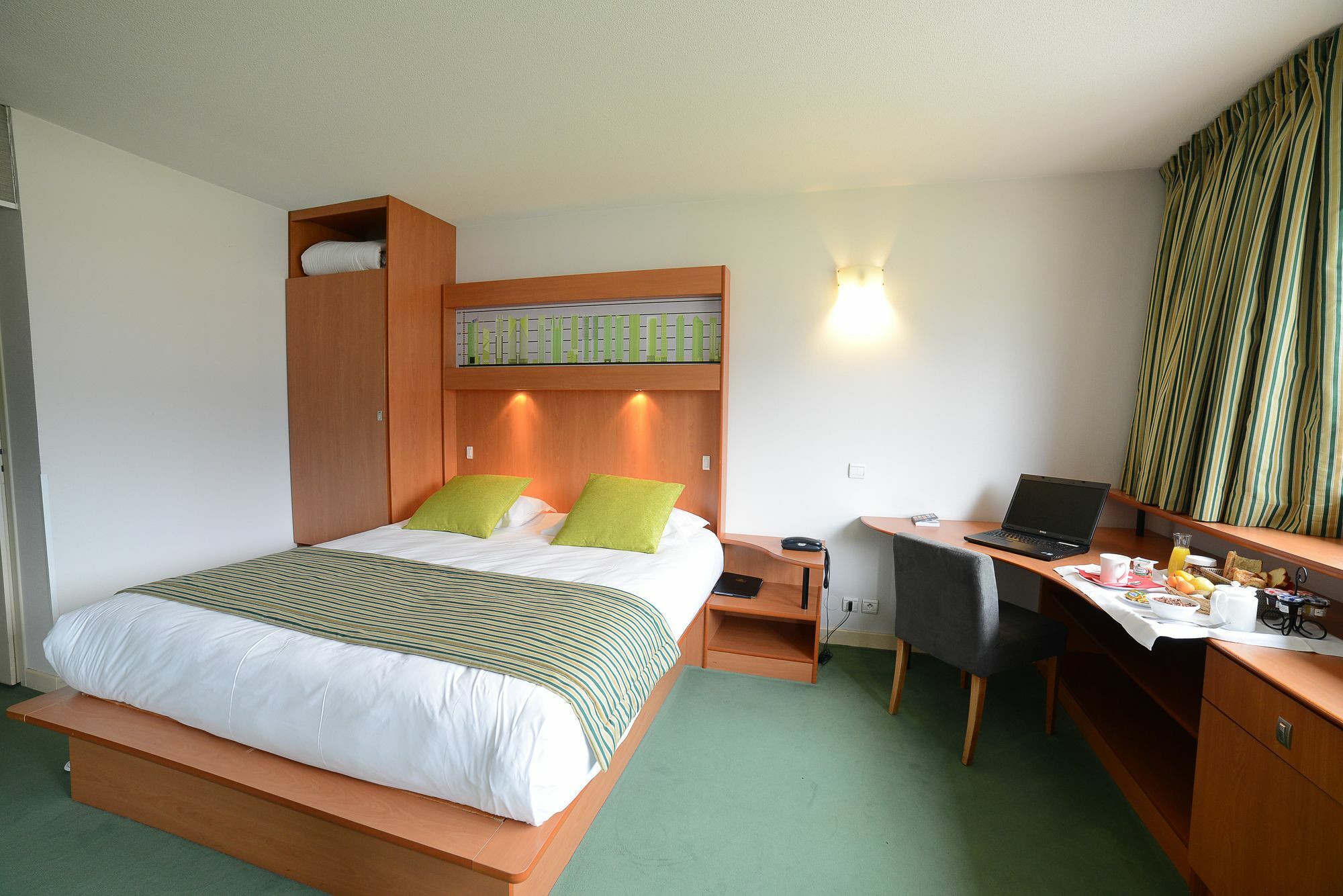 Hotel Archamps Porte Sud De Geneve エクステリア 写真