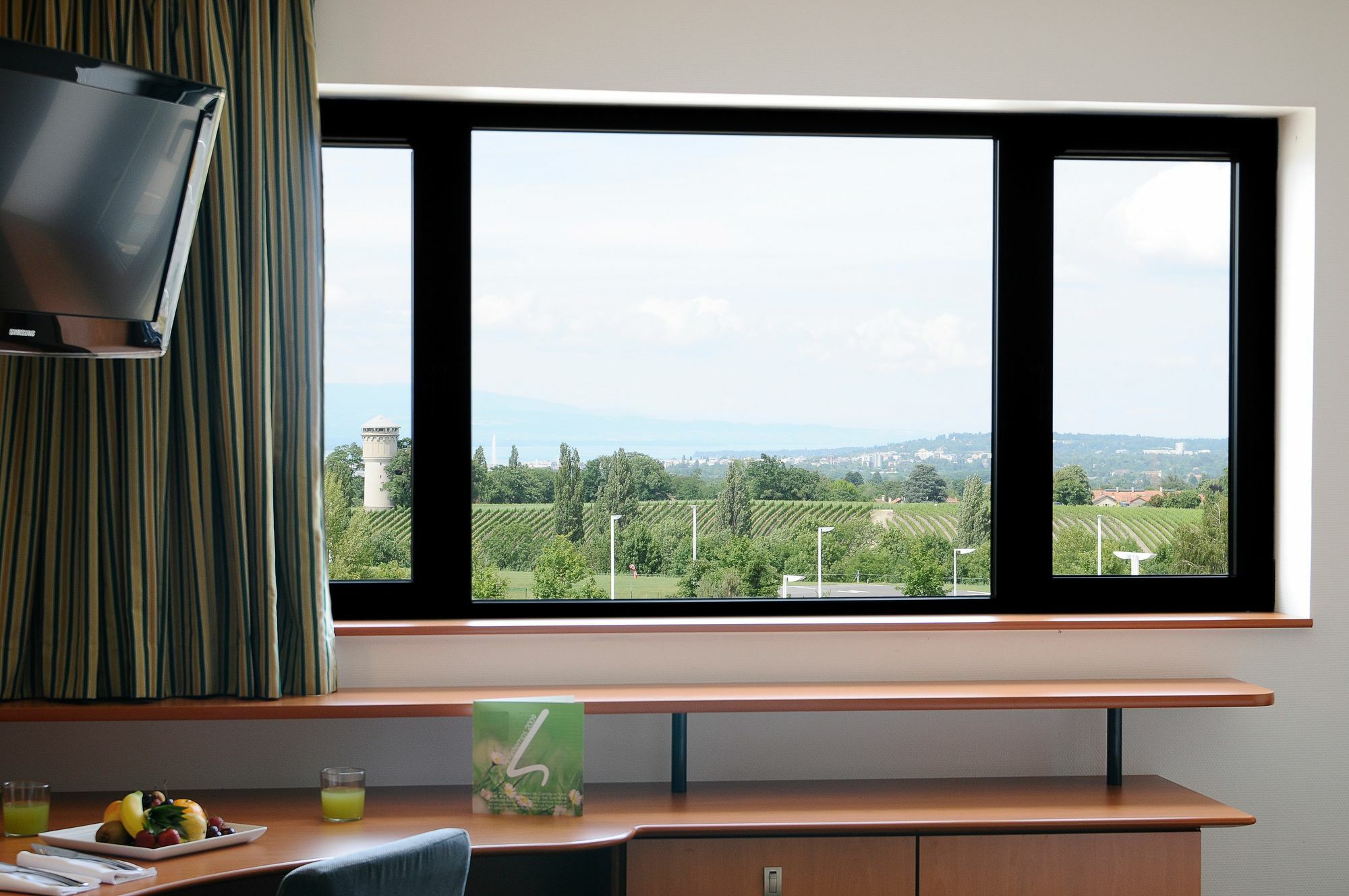 Hotel Archamps Porte Sud De Geneve エクステリア 写真
